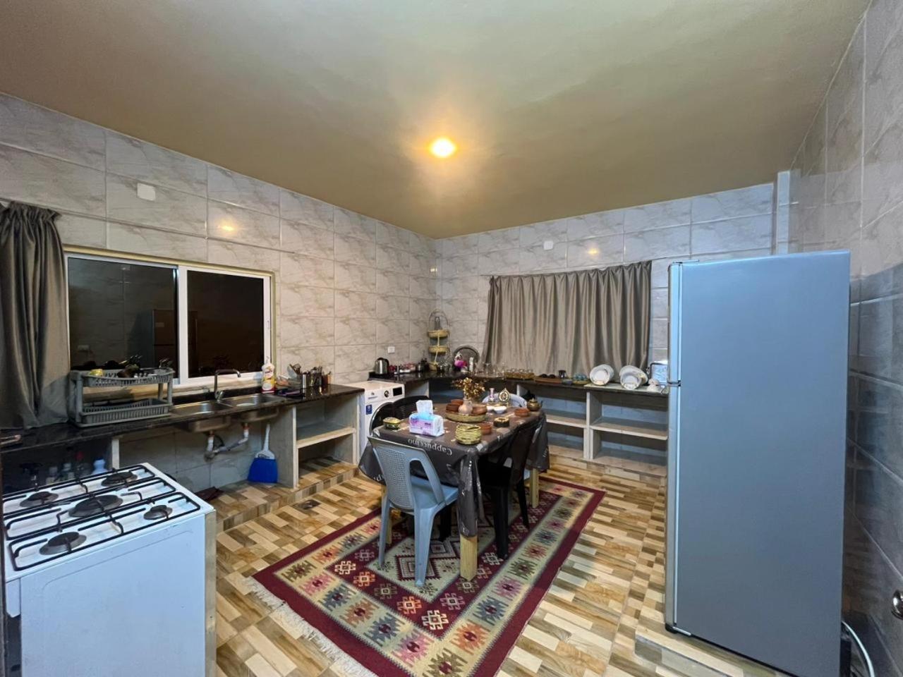Al-Bustan House& Umm Qais Apartment Umm Qays Bagian luar foto