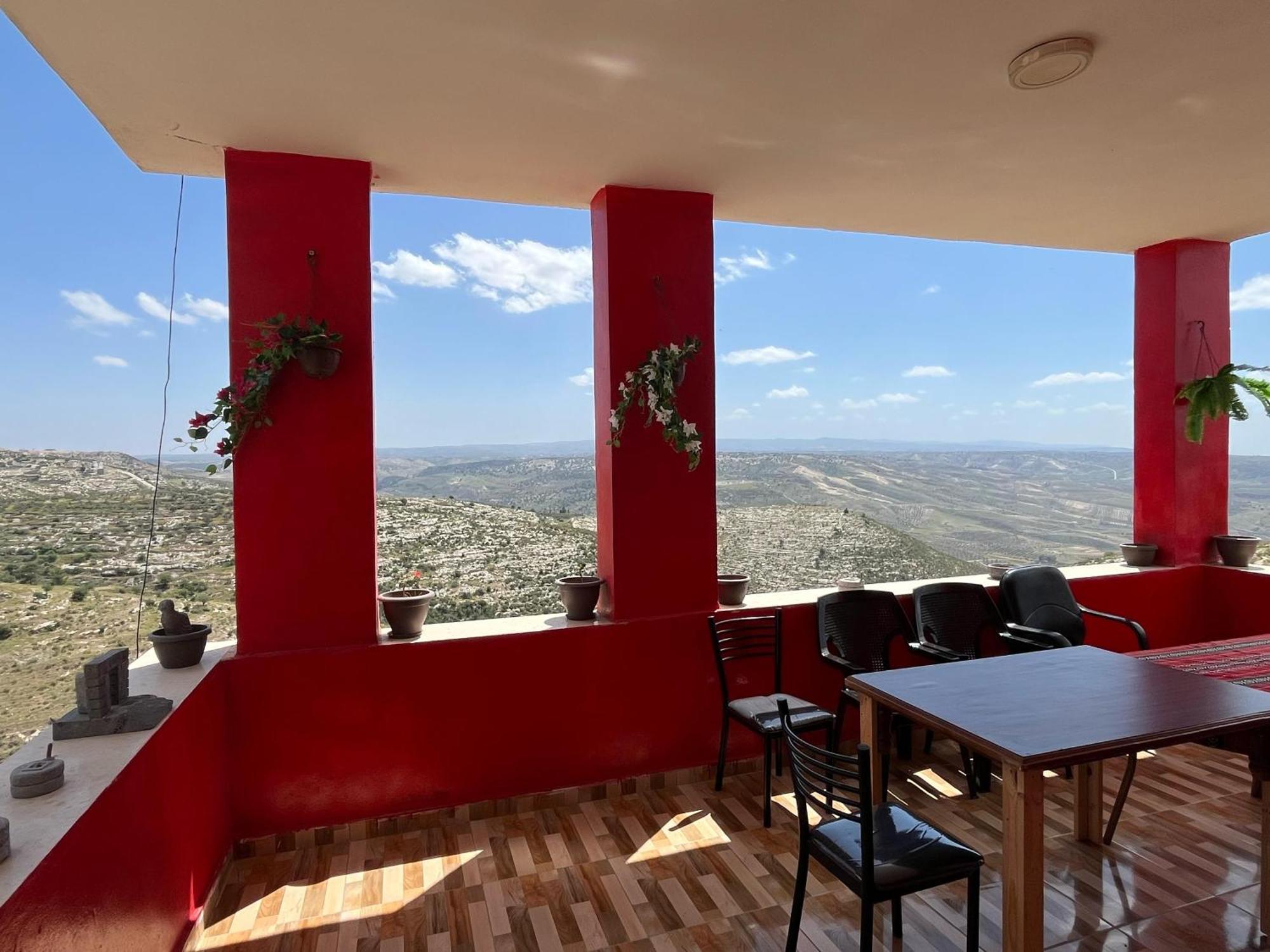 Al-Bustan House& Umm Qais Apartment Umm Qays Bagian luar foto