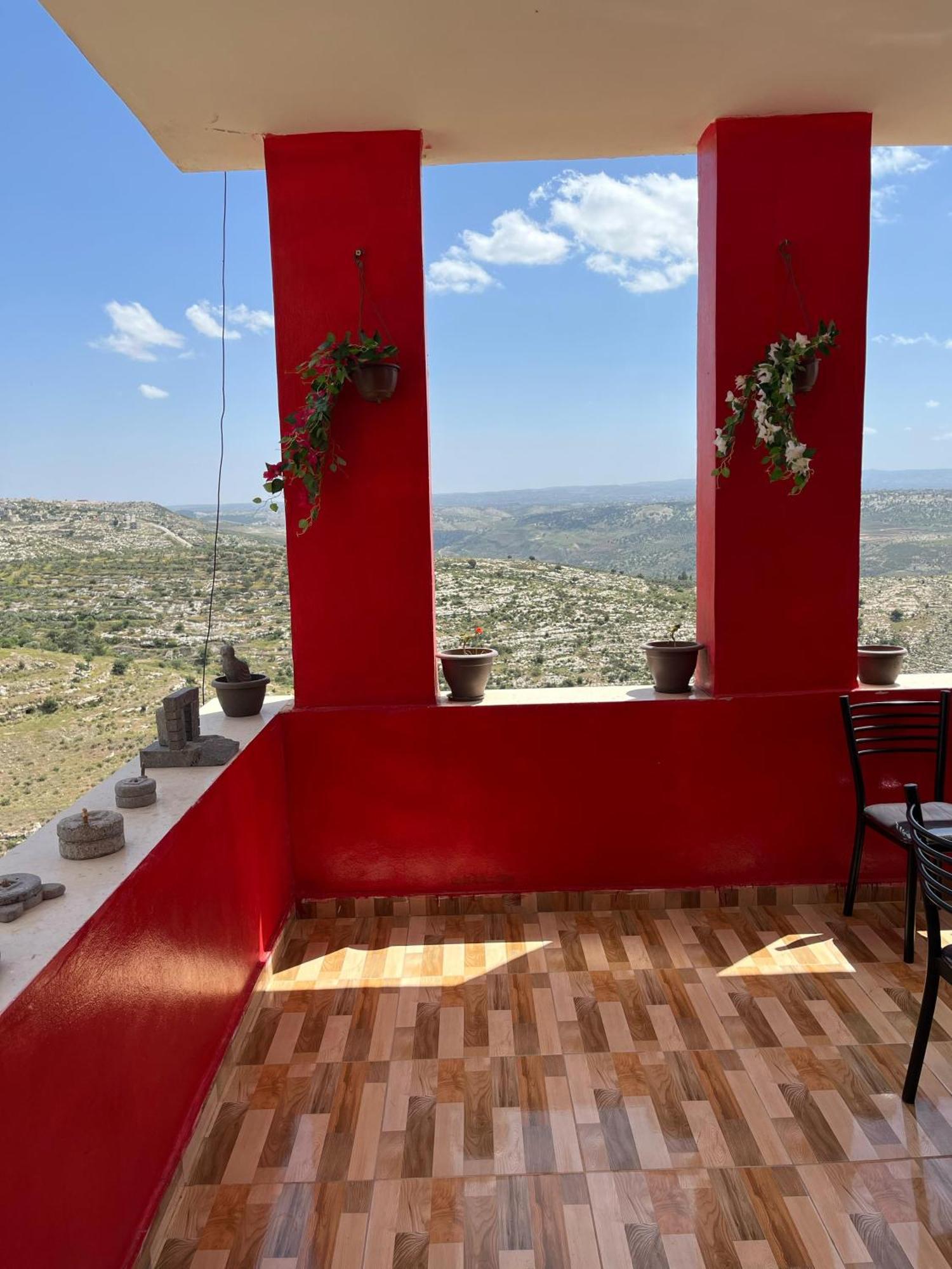 Al-Bustan House& Umm Qais Apartment Umm Qays Bagian luar foto